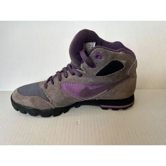 Vintage Nike Air Caldera Hiking Boots Gray Purple Women's 8 - Picture 2 of 9